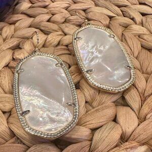 Kendra Scott Danielle Earrings Gold with Ivory Mother of Pearl